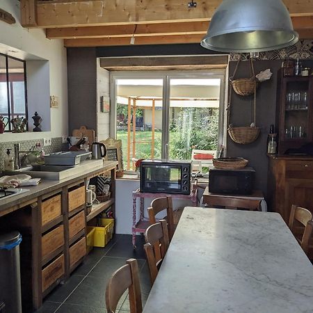 Loge & Broc Bed & Breakfast La Possonniere Exterior photo